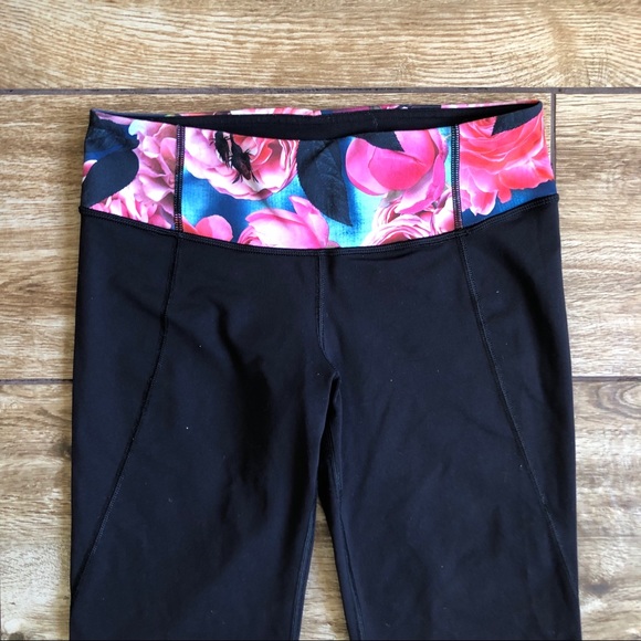 Lululemon Gather And Crow Crop Secret Garden Sz 6 - Picture 3 of 8